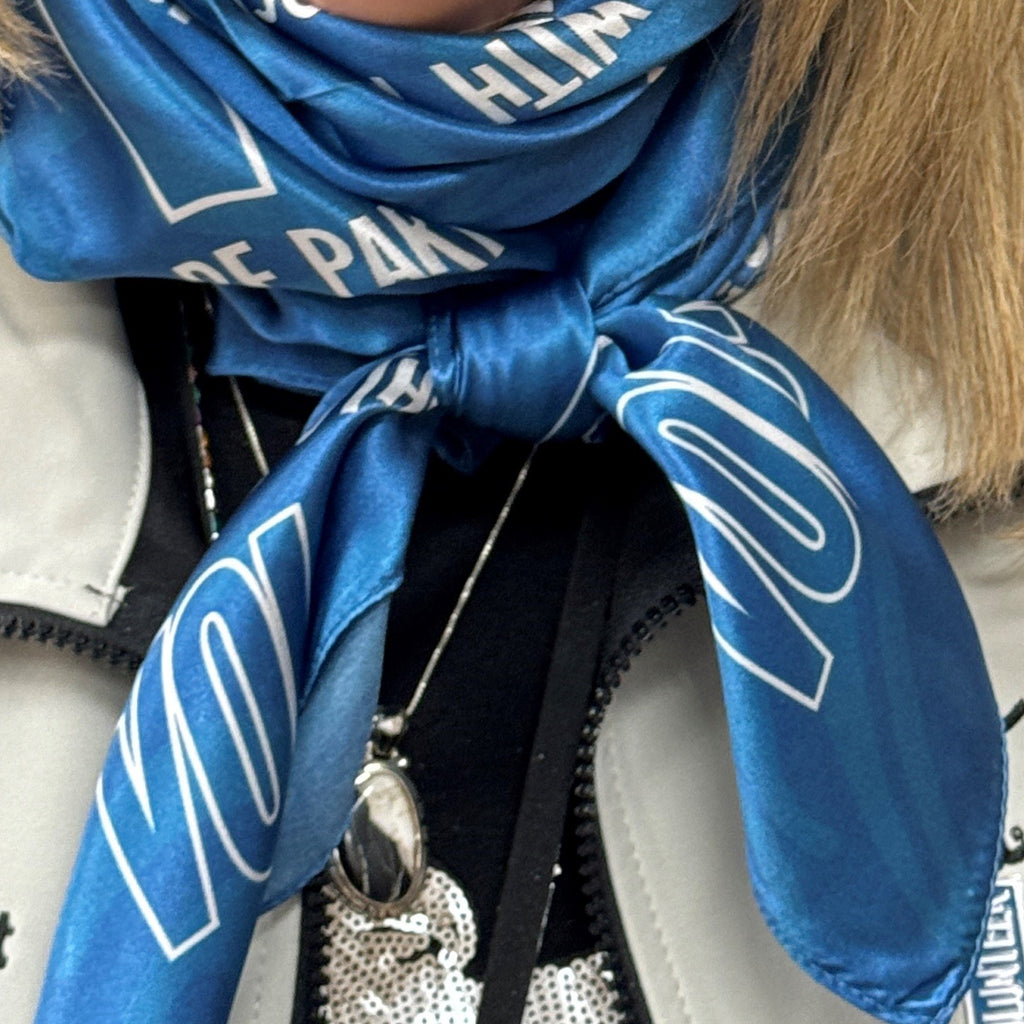 Volunteer Teal Scarf